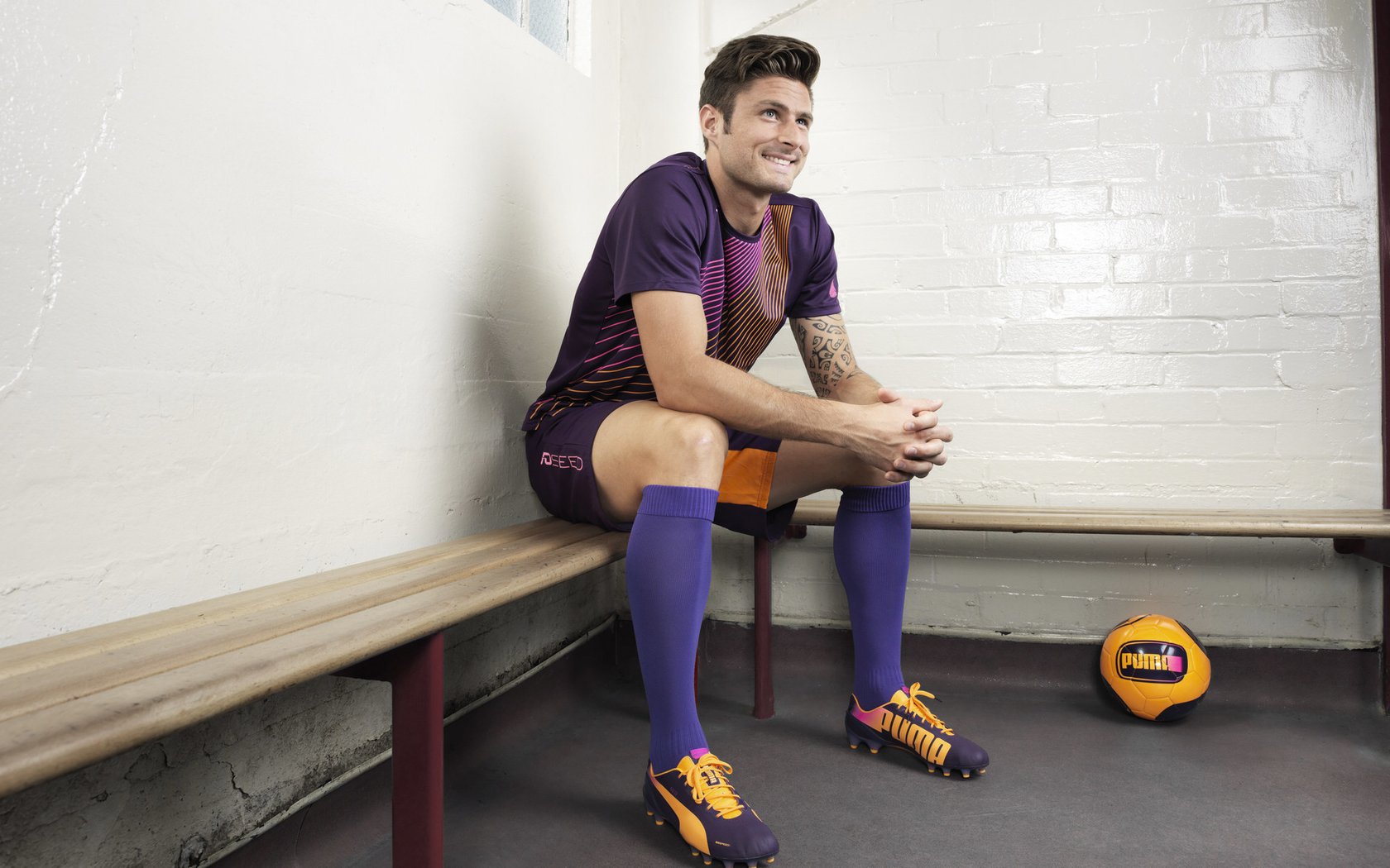 ayx爱游戏官网-亚特兰大高频进攻打乱对手防线部署，亚特兰大战术体系